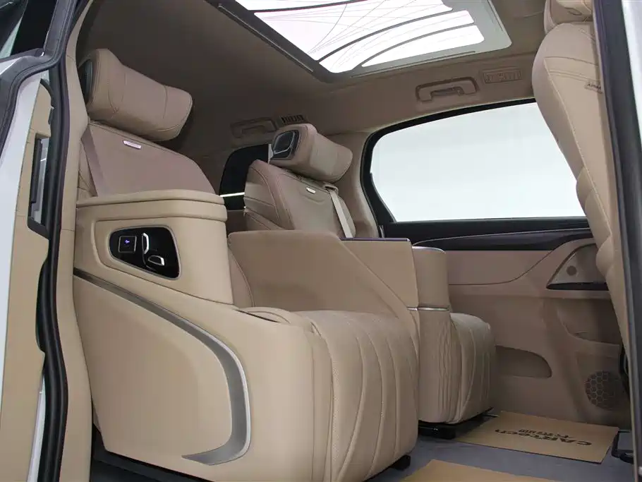 Buick GL8 2025 Luxury Executive Coach Comfort DG Edition