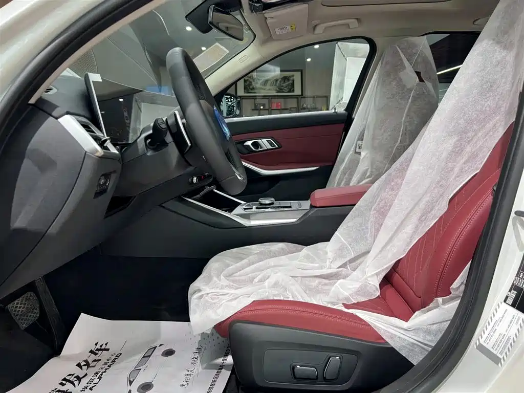 BMW 3 Series 2025 Model 325i M Sport Package