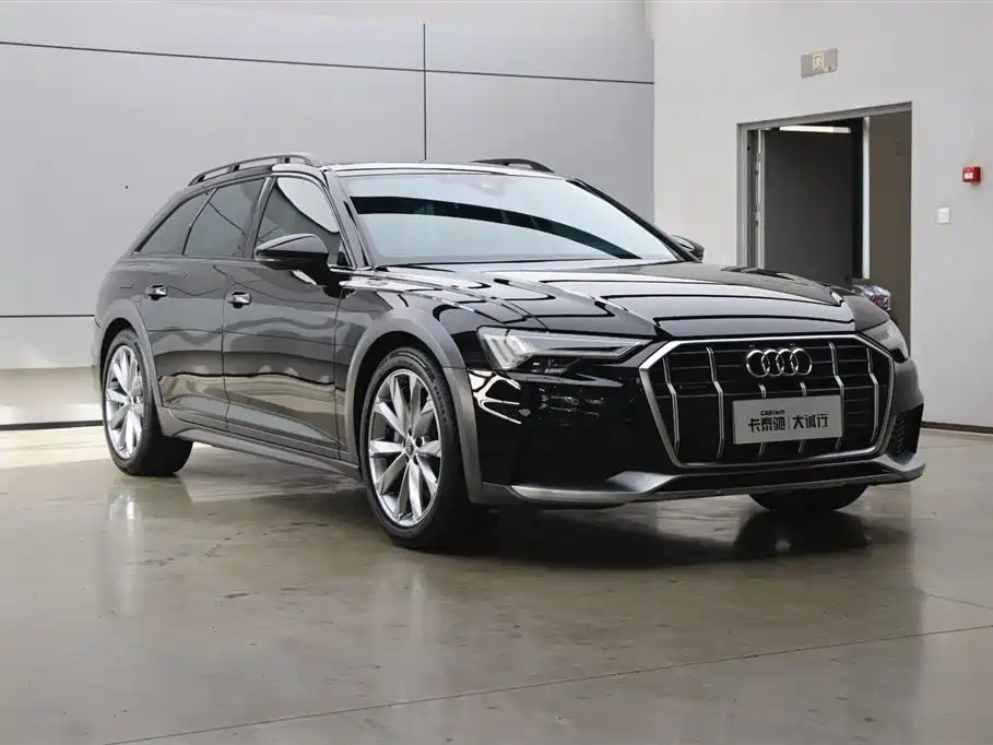 Audi A6 Import 2023 allroad quattro 55 TFSI Prestige Off-road Model