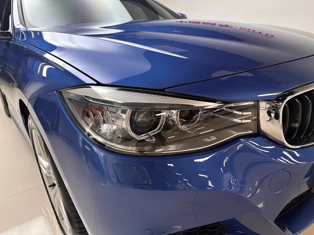 BMW 3 Series GT 2013 320i Fashion Design Package