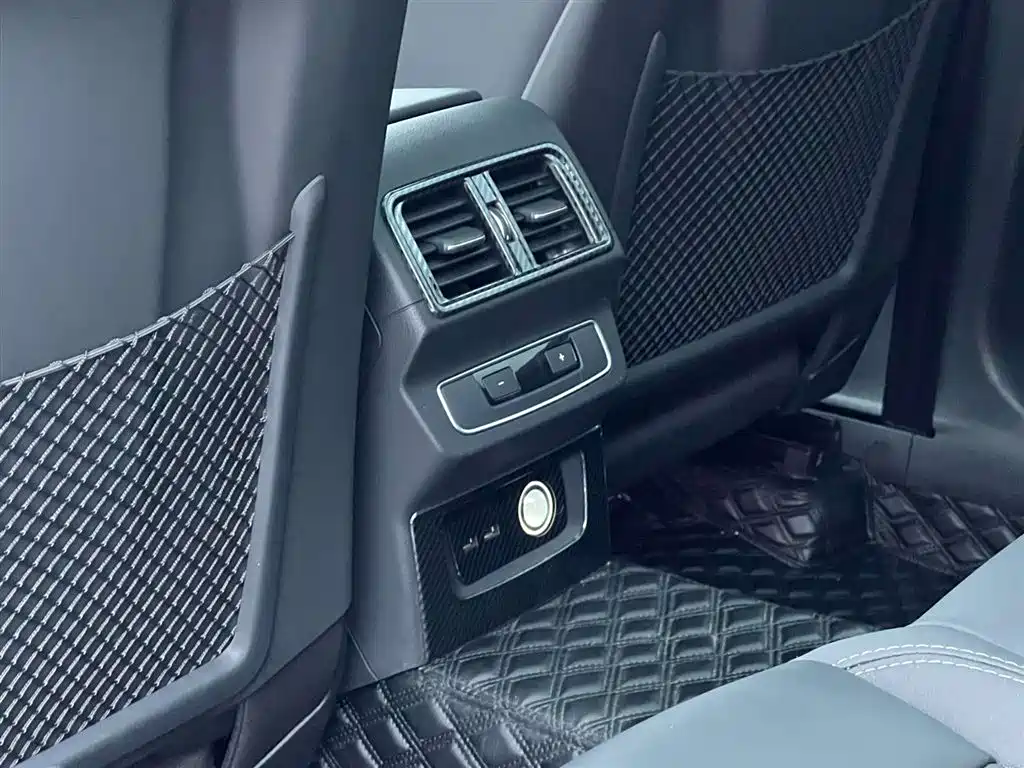 Audi Q5L 2022 40T Premium Dynamic Edition