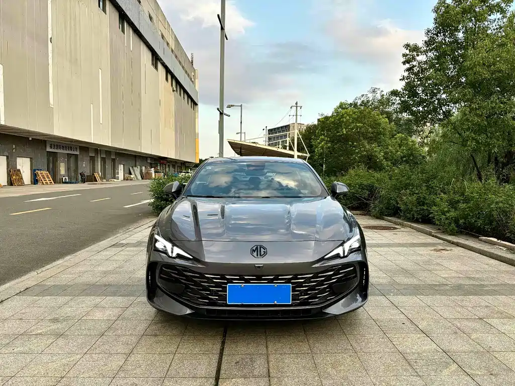 MG7 2023 1.5T DCT Premium Luxury Edition