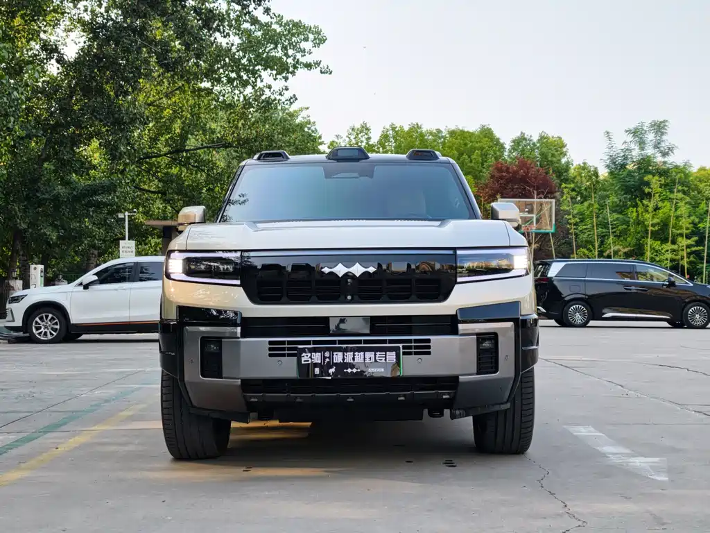 Bao 8 2025 Model Intelligent Courage Flagship Edition 6-seat