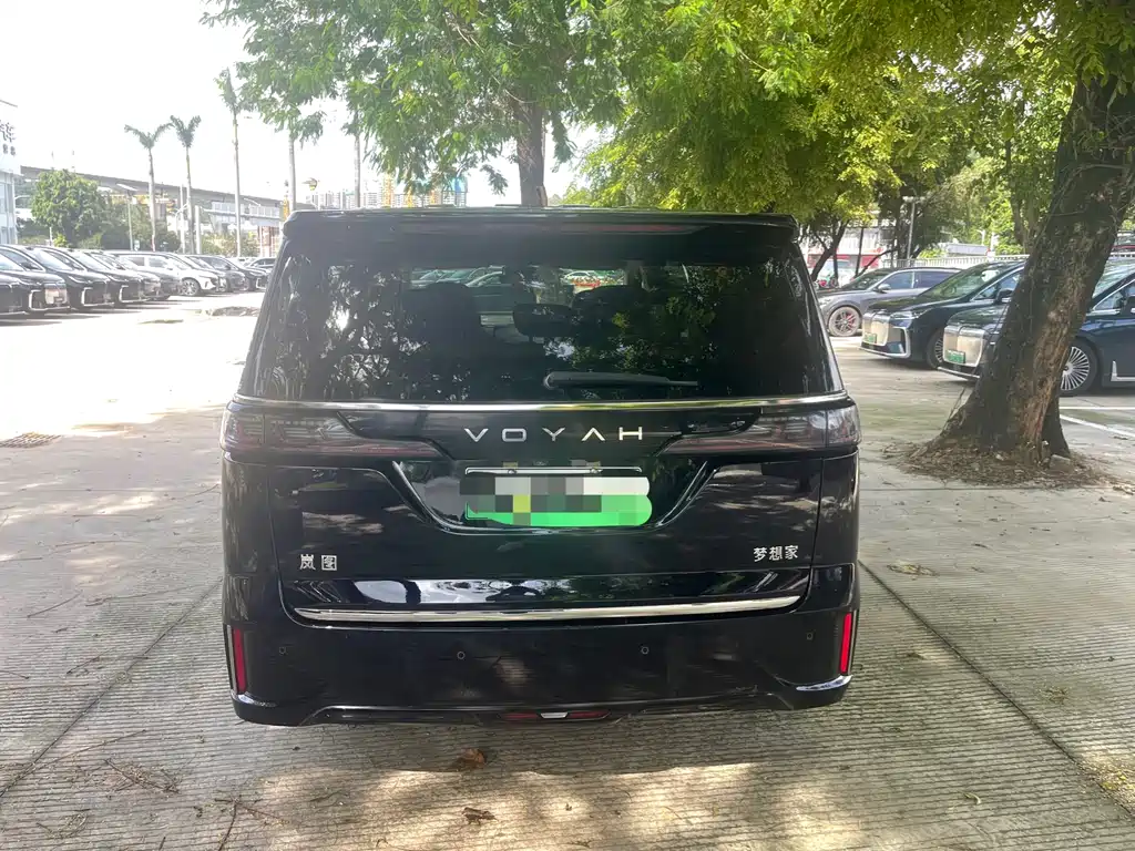 Dreams Explorer 2025款 PHEV All-Wheel Drive Flagship Kunpeng Edition