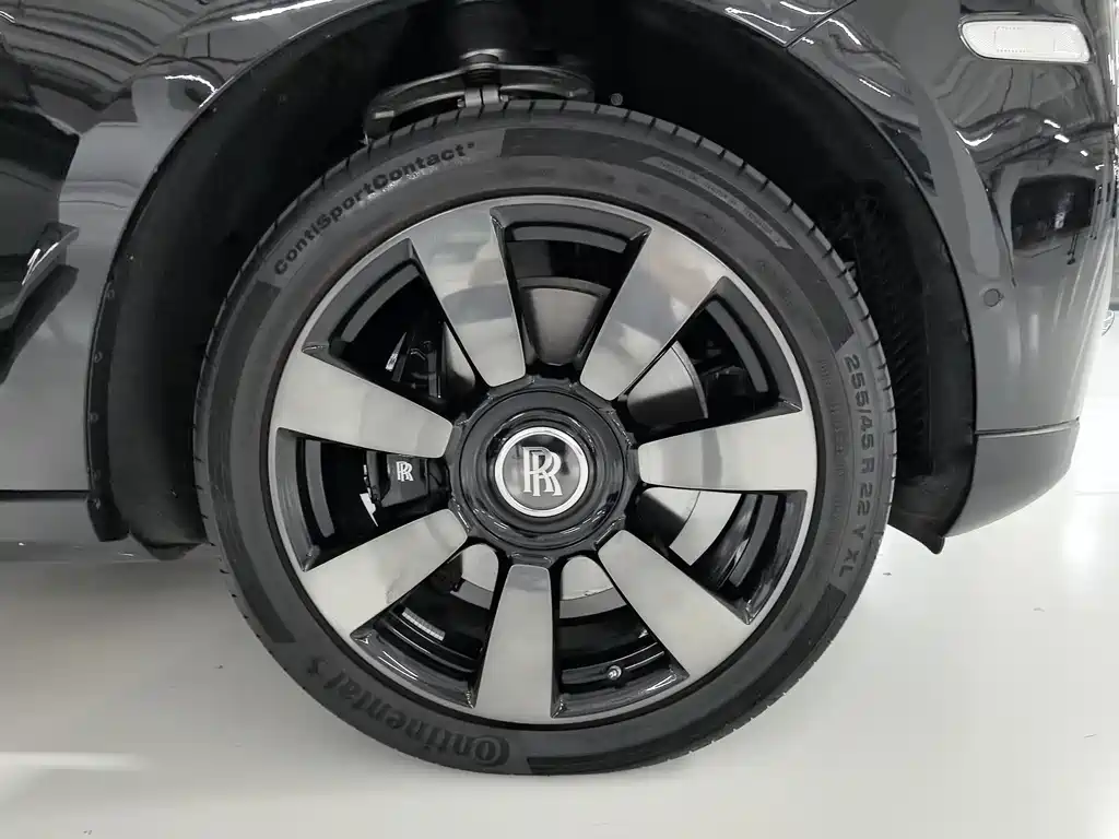 Cullinan 2018 4-seater Edition