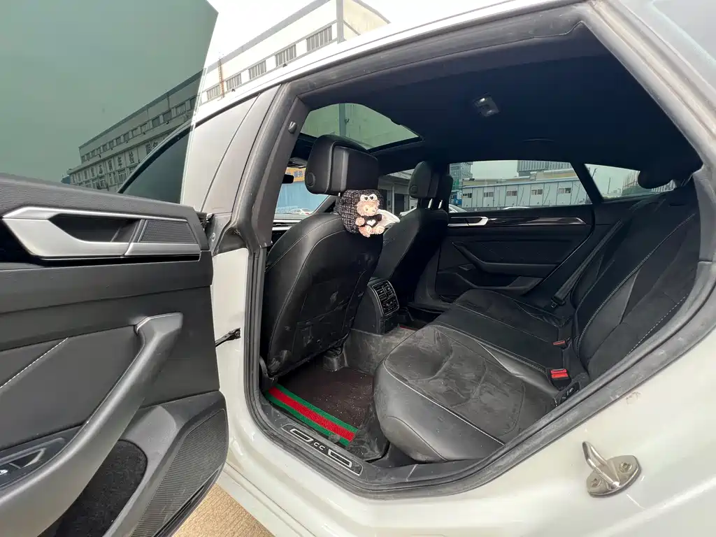 2023 Volkswagen Passat 330 TSI Xunmu Edition