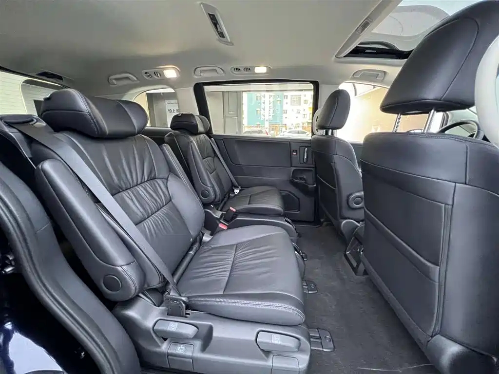 Odyssey 2022 2.0L e:HEV Shining Edition