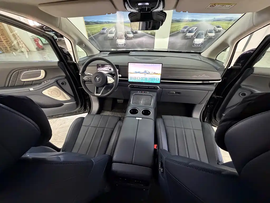 Dreams Explorer 2026款 PHEV Qiankun Ultra