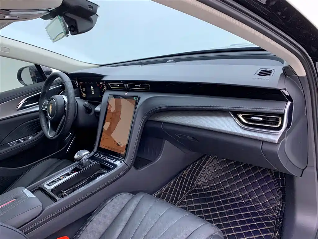 Hongqi H5 2024 Model 1.5T DCT ZhiLian QiYun Edition