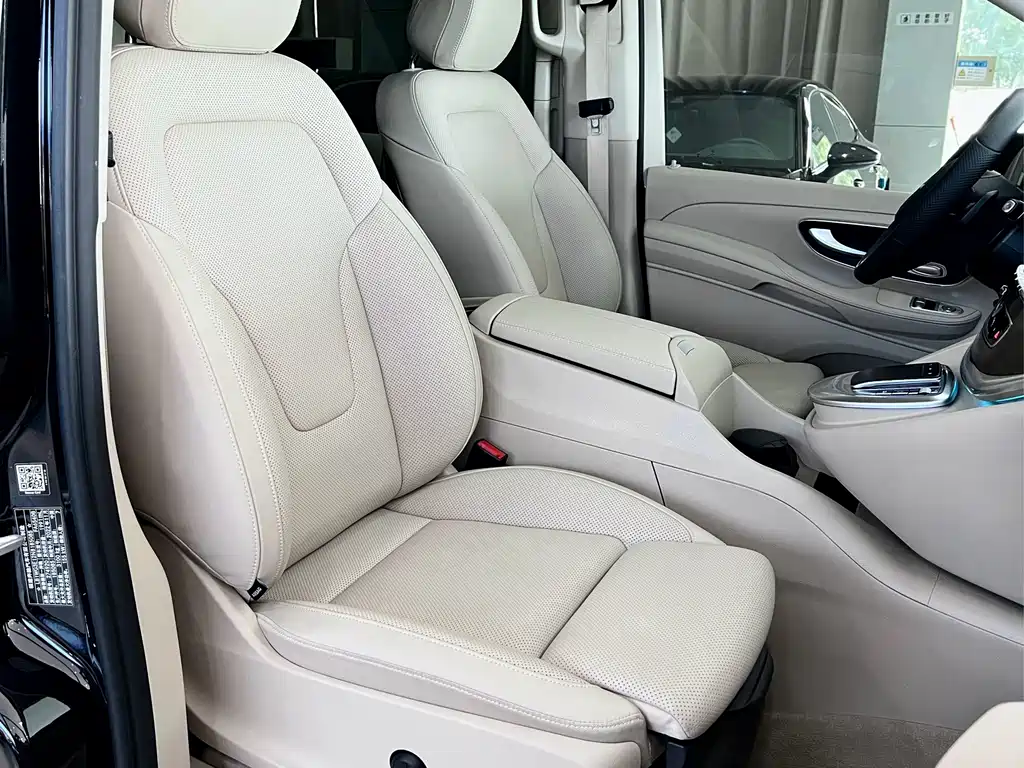 Mercedes-Benz V-Class 2022 260 L Long Wheelbase Luxury Edition