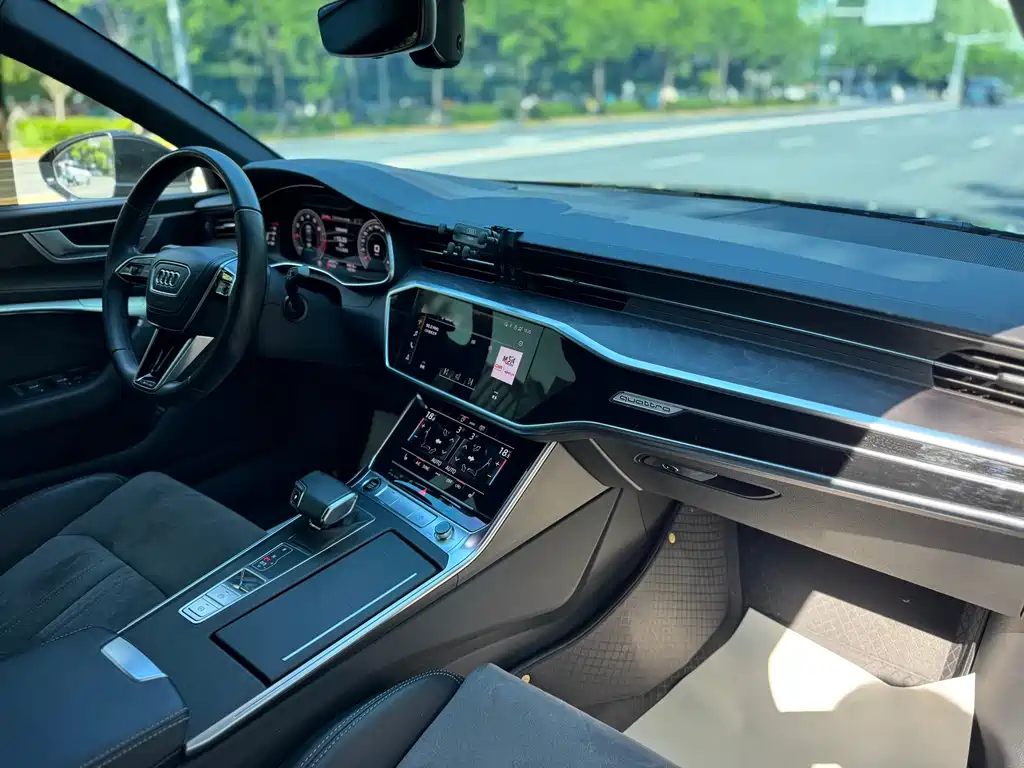 Audi A6L 2023 Facelift 45 TFSI quattro Premium Dynamic Model