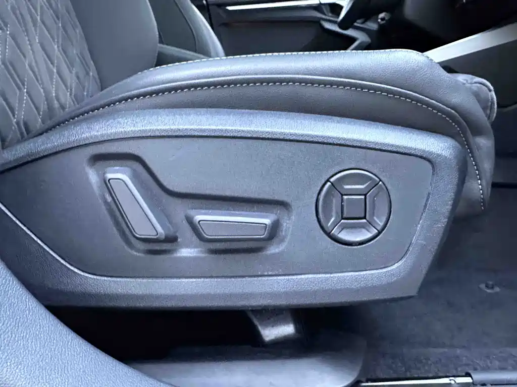 Audi A3 2022 model A3L Limousine 35 TFSI Luxury Sport Edition