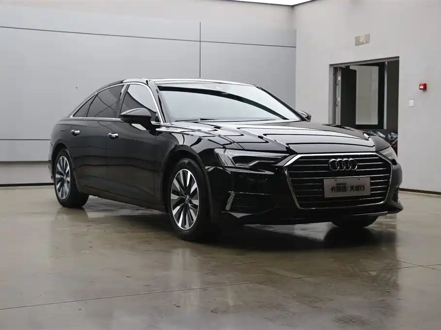 Audi A6L 2021 40 TFSI Luxury Aversion Edition