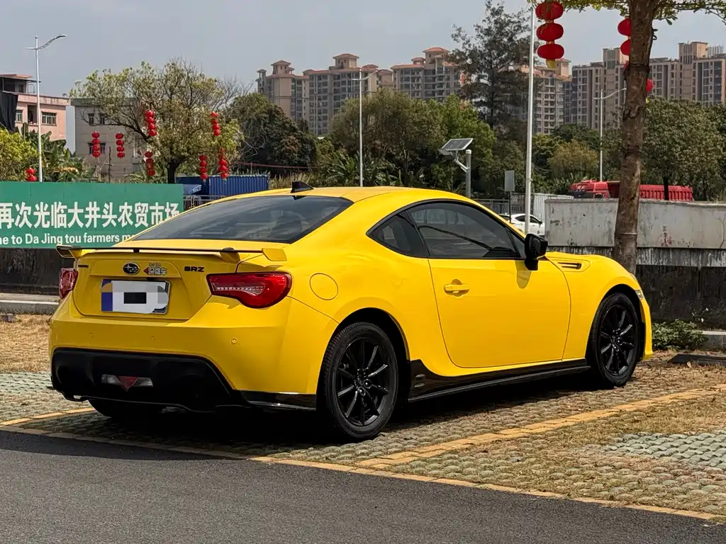Subaru BRZ 2017 2.0i Automatic Type-RS Yellow Special Edition