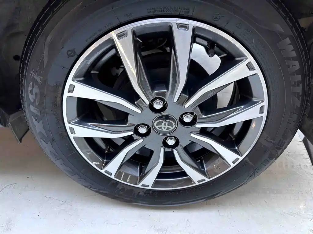 Yaris L 2022款 Yaris X 1.5L CVT Luxury Plus Edition