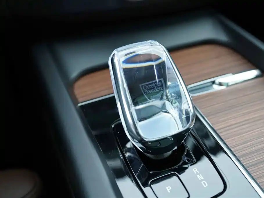 Volvo XC60 2024 B5 AWD Intelligent Distance Luxury Edition