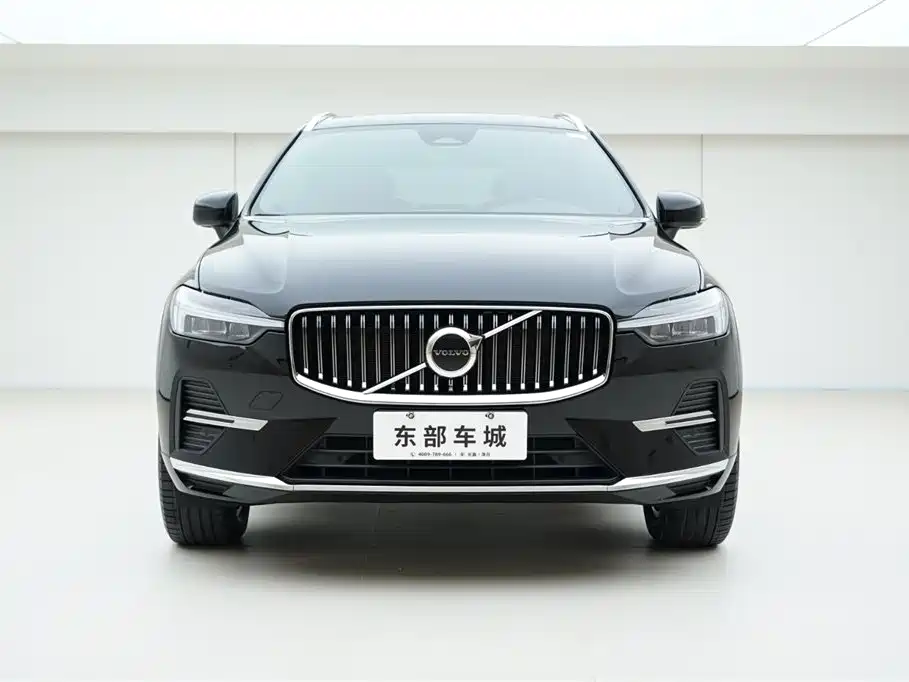 Volvo XC60 2024 B5 AWD Intelligent Distance Luxury Edition