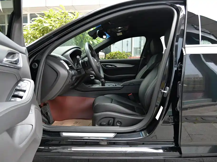 Cadillac CT5 2023 28T Luxury (Standard)