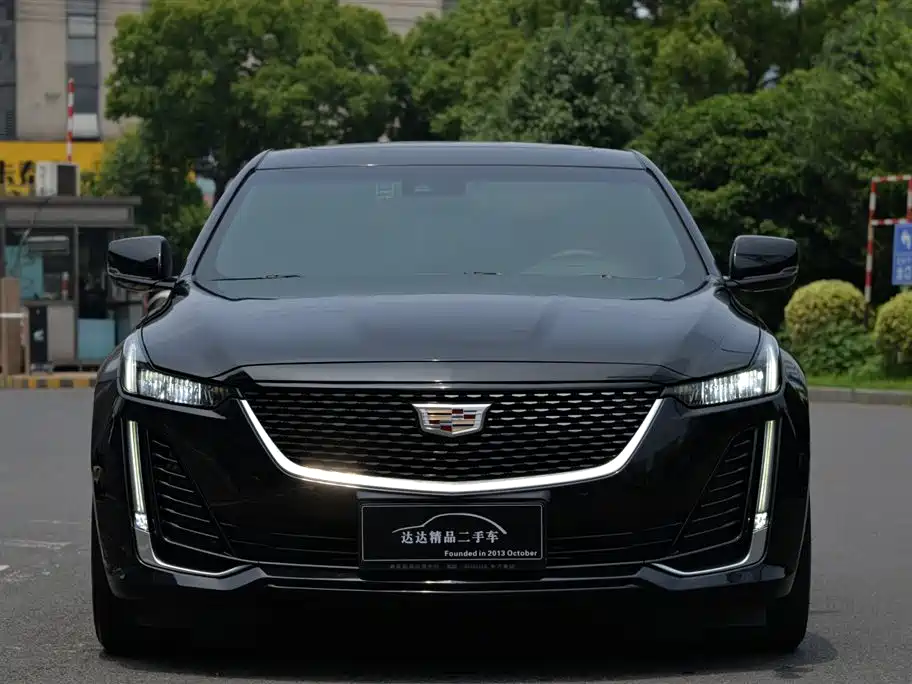 Cadillac CT5 2023 28T Luxury (Standard)