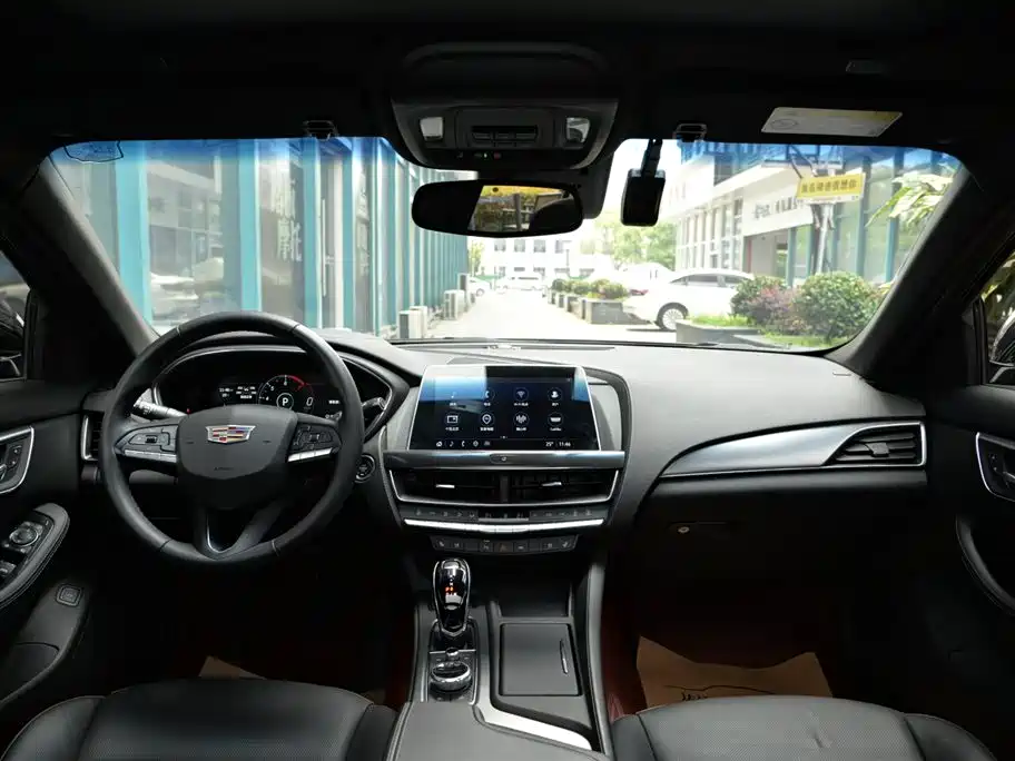 Cadillac CT5 2023 28T Luxury (Standard)