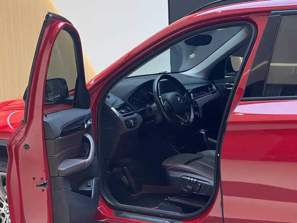 BMW X1 2018 sDrive18Li Luxury Edition