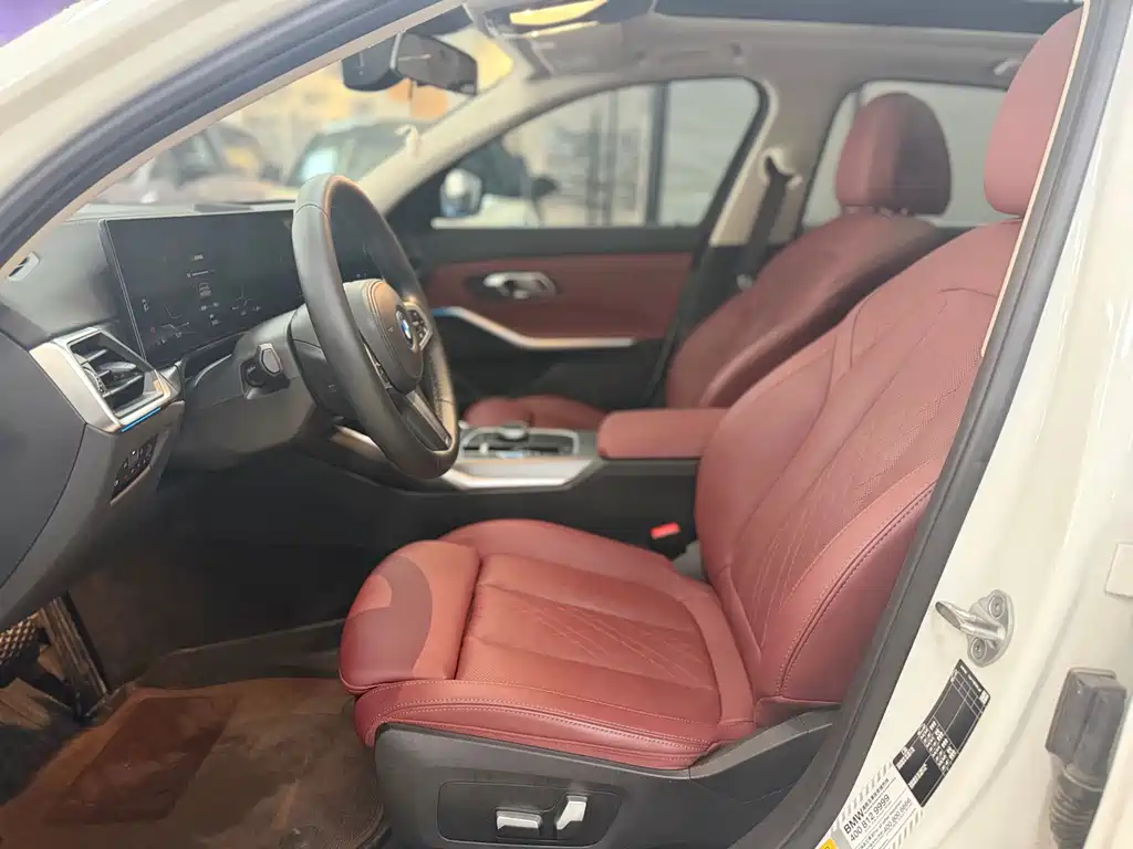 BMW i3 2022 eDrive 35 L