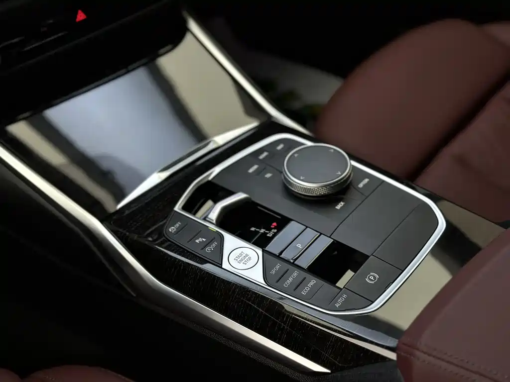 BMW 3 Series 2023 325Li M Sport Package