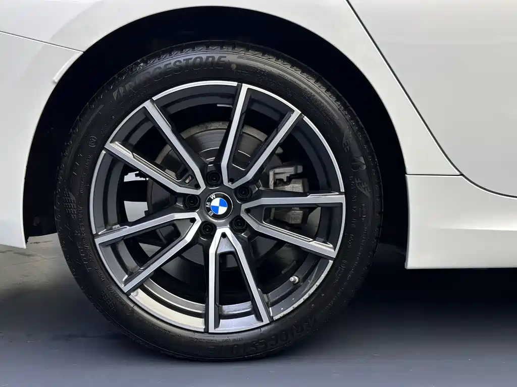 BMW 3 Series 2023 325Li M Sport Package