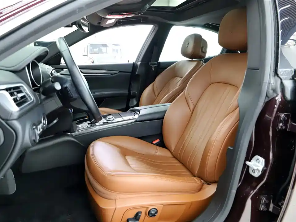 Ghibli 2018 Facelift 3.0T Standard Edition