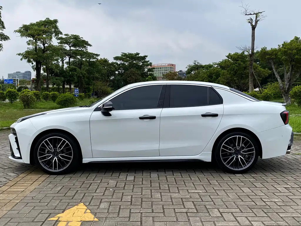 Leasing 03 2023 Model 2.0TD DCT Performance Halo