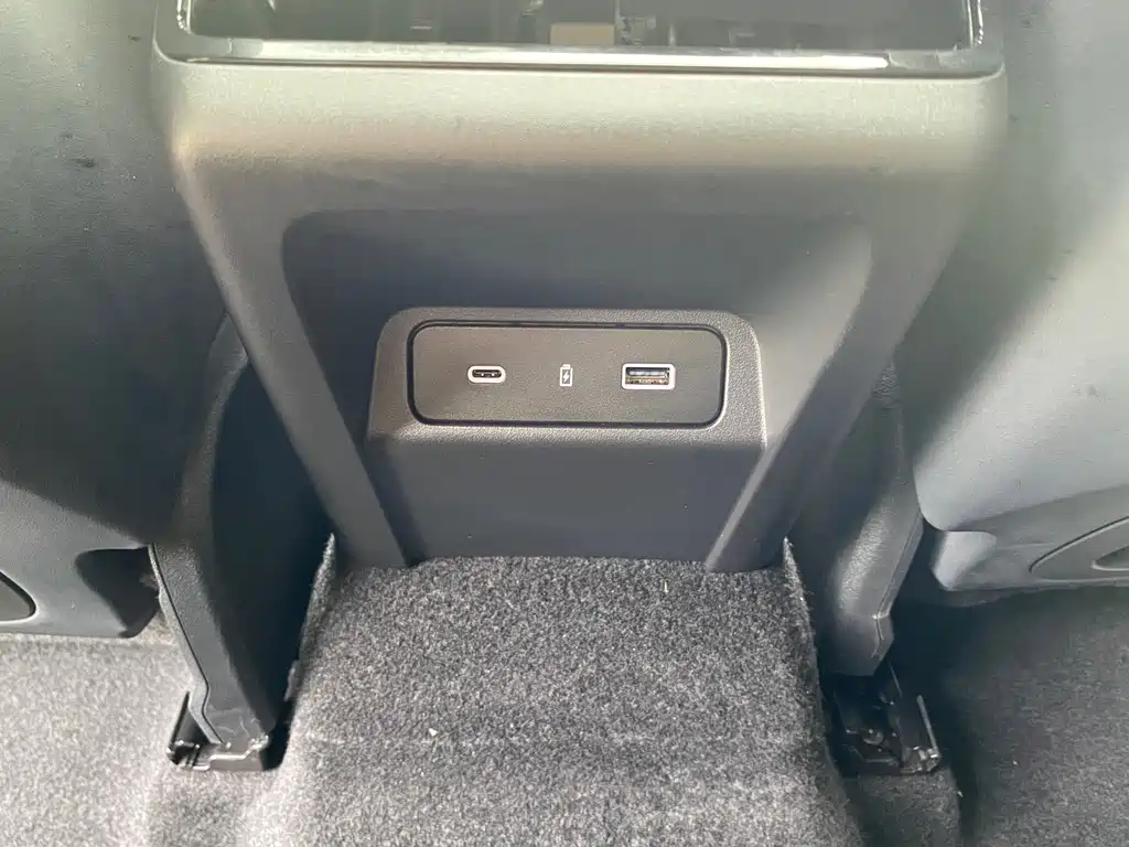 Leasing 03 2023 Model 2.0TD DCT Performance Halo