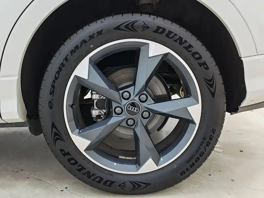 Audi Q3 2022 35 TFSI Sportline