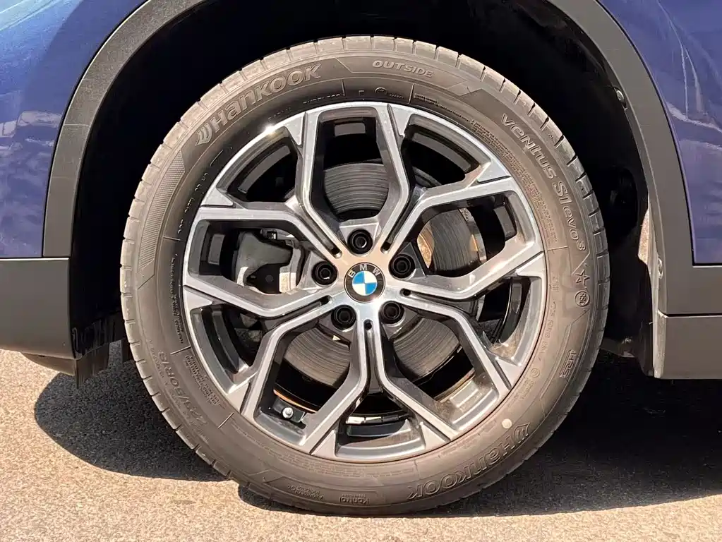 BMW X1 2021 sDrive25Li Leading Edition