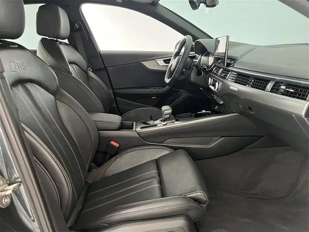 Audi A4L 2024 40 TFSI quattro RS Kit Fuel Efficiency Version