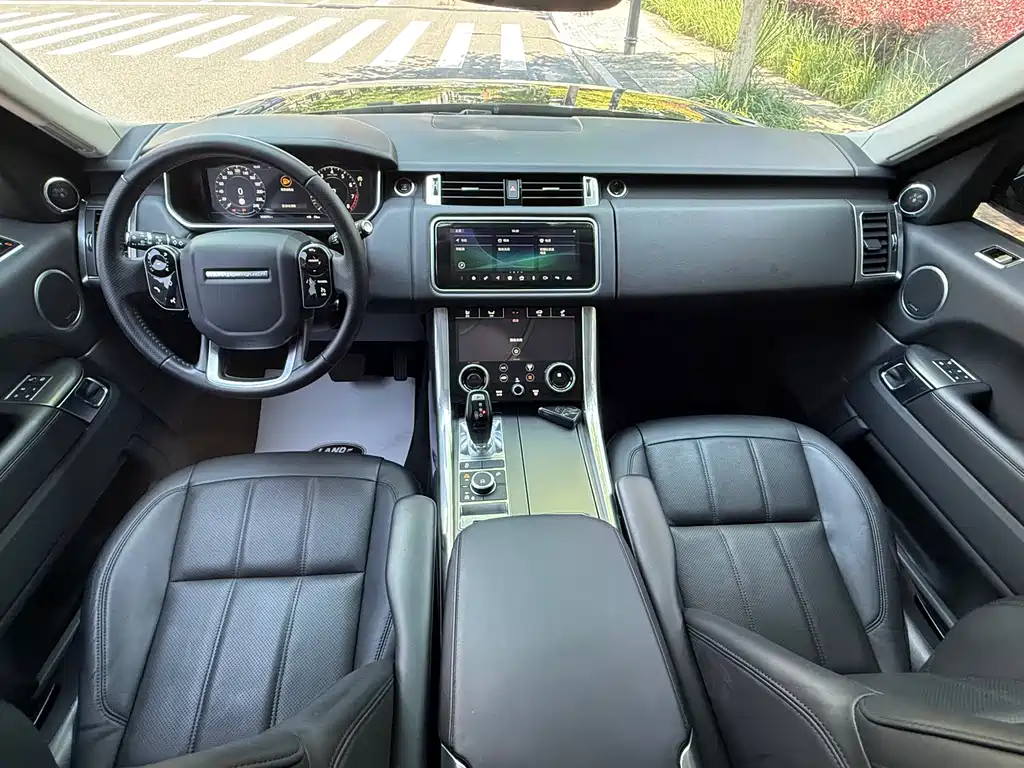 Range Rover Sport 2020 3.0 L6 SE