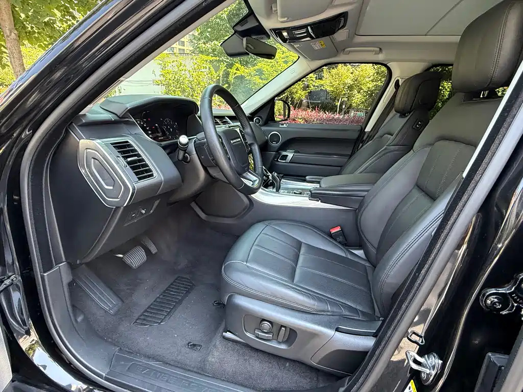 Range Rover Sport 2020 3.0 L6 SE