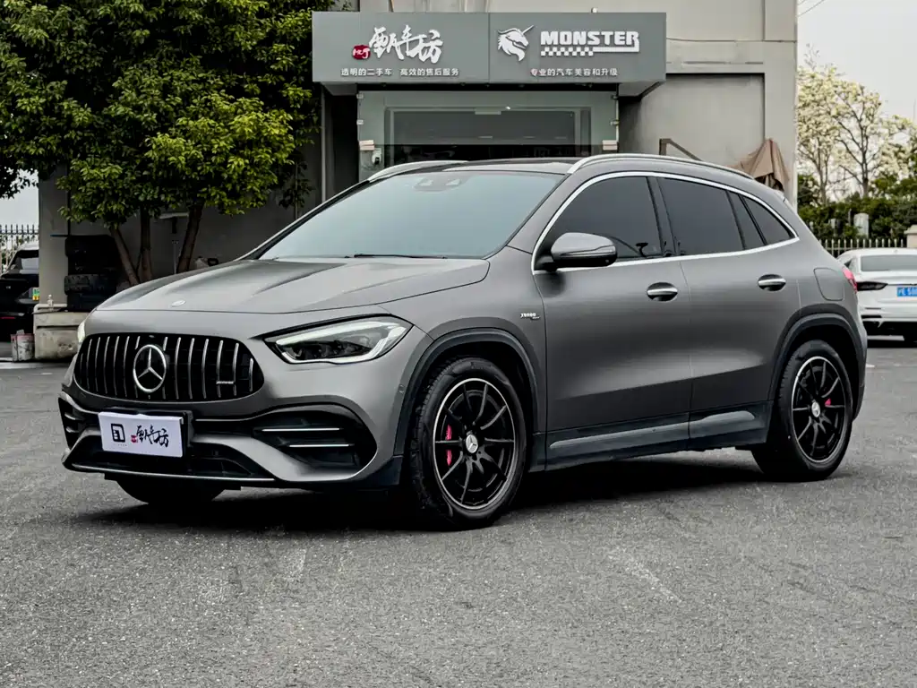 Mercedes-AMG GLA 45 4MATIC+ 2021