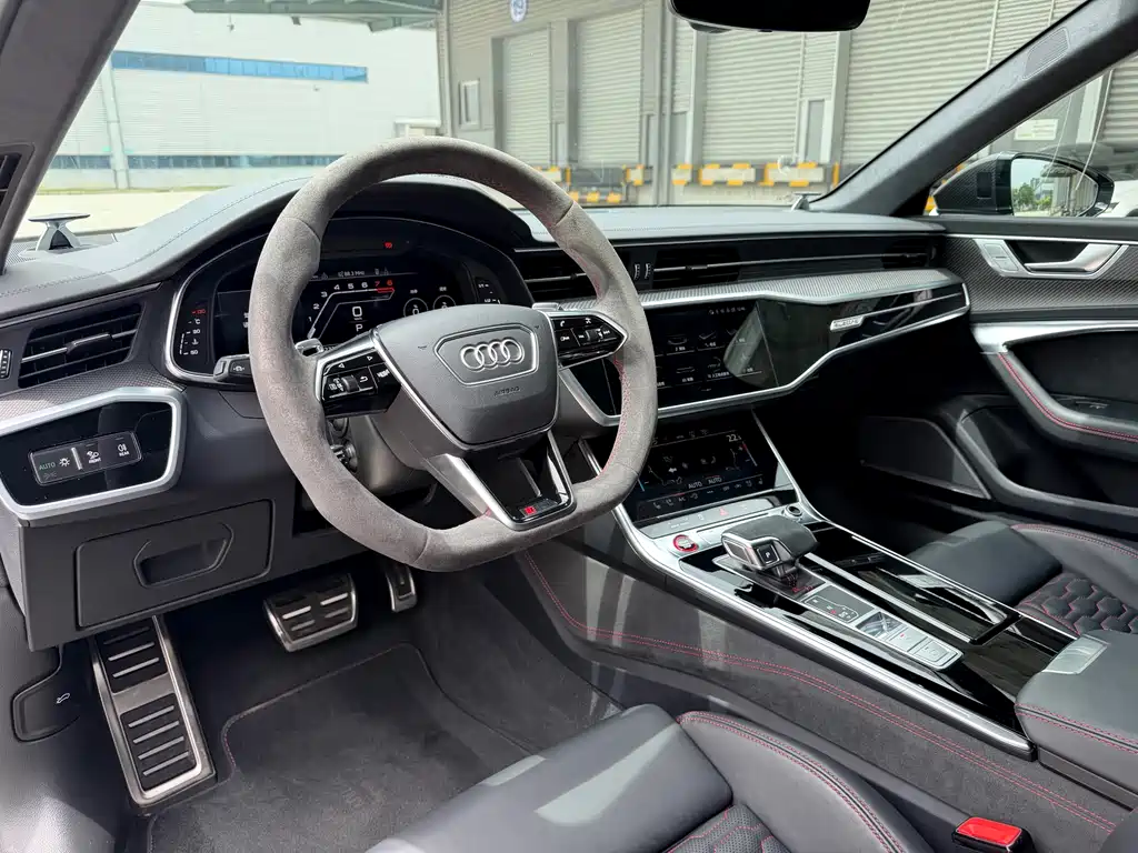 Audi RS 6 2022 model RS 6 4.0T Avant
