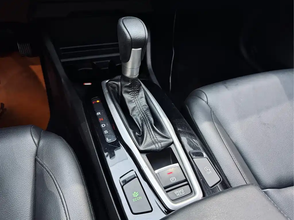 Lincan 2019 180Turbo CVT Luxury Edition National VI