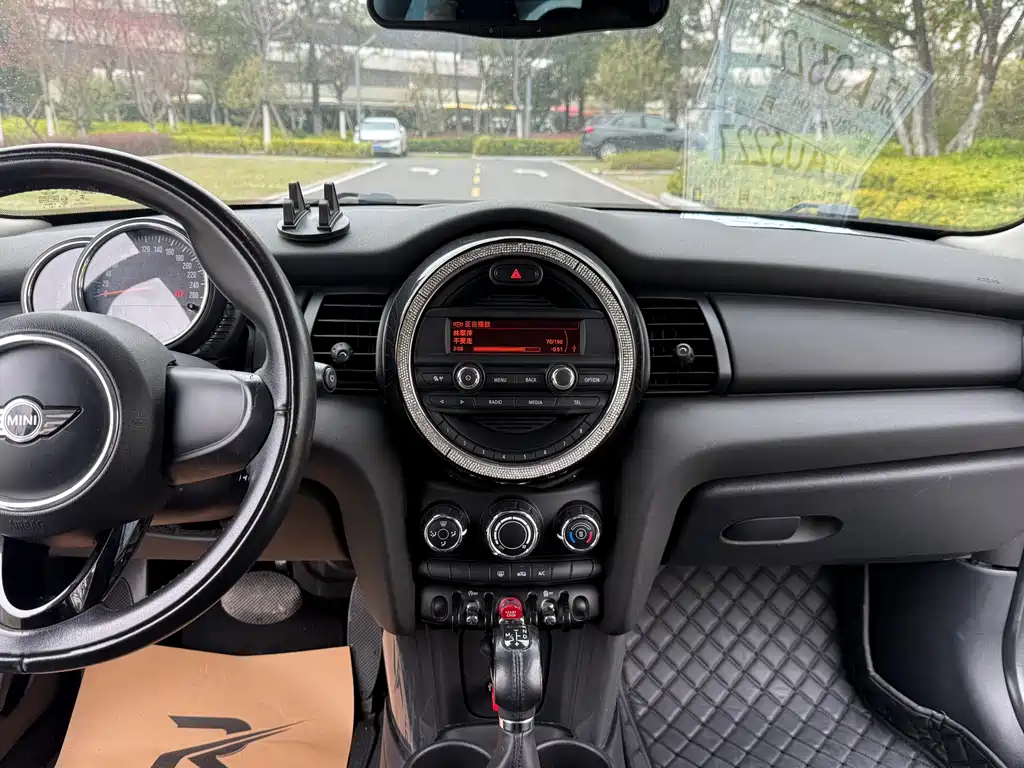 MINI 2014 1.2T ONE