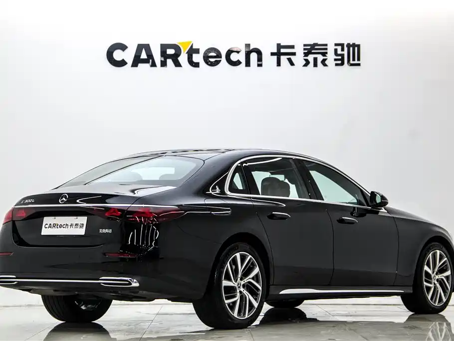 Mercedes-Benz E-Class 2024 E 300 L Fashion Edition