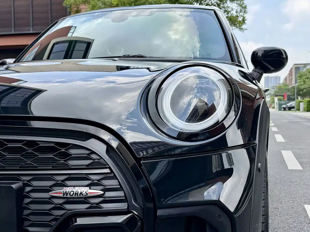 MINI 2022 1.5T Cooper Artist 5-Door Edition