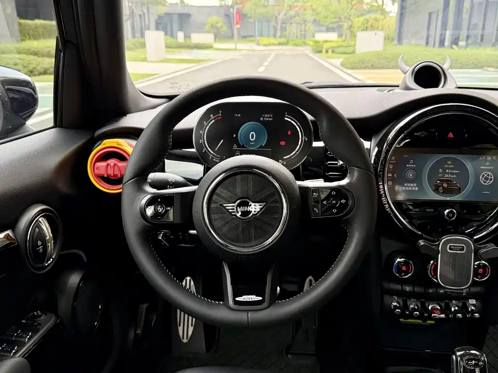 MINI 2022 1.5T Cooper Artist 5-Door Edition