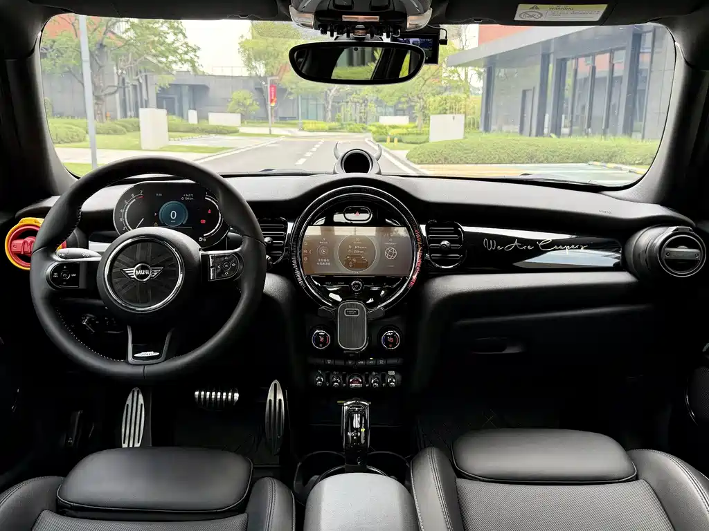 MINI 2022 1.5T Cooper Artist 5-Door Edition