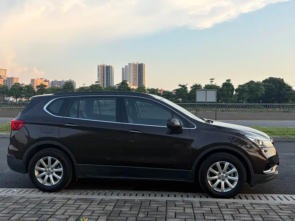 Enclave Plus 2020 20T 2WD Leading Edition