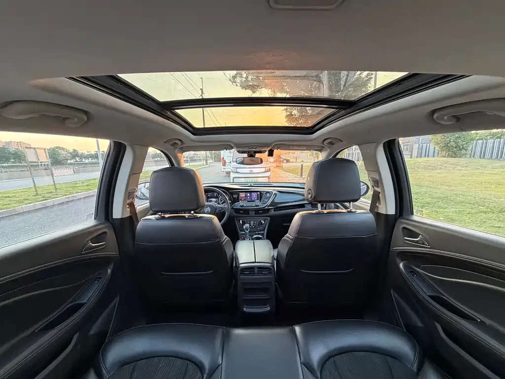 Enclave Plus 2020 20T 2WD Leading Edition