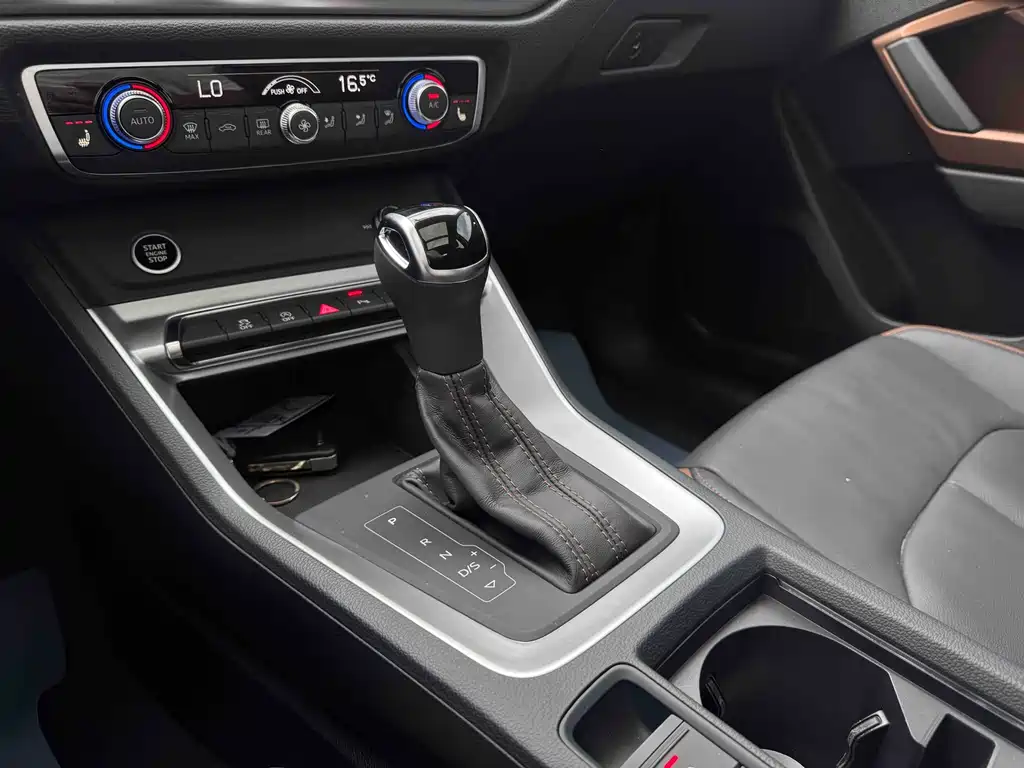 Audi Q3 2022 35 TFSI Fashion Elegance Edition