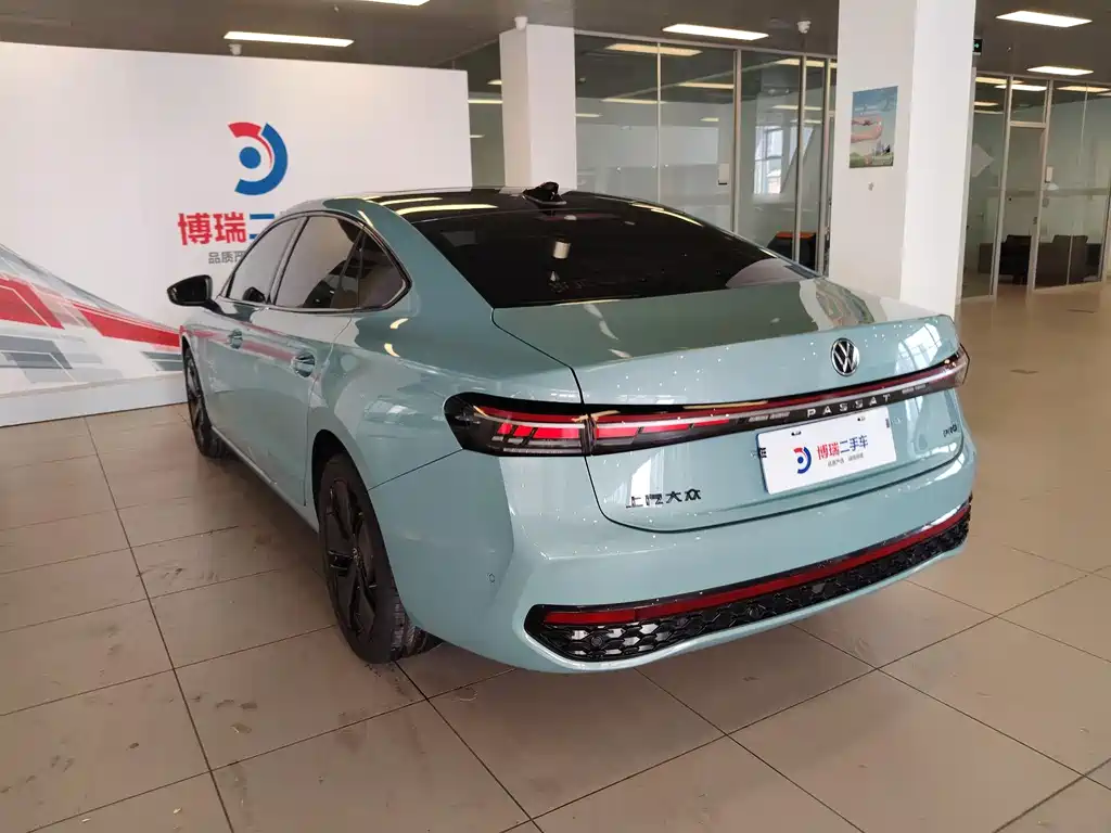Passat 2025 Pro 380TSI Starry Dragon Honor Edition