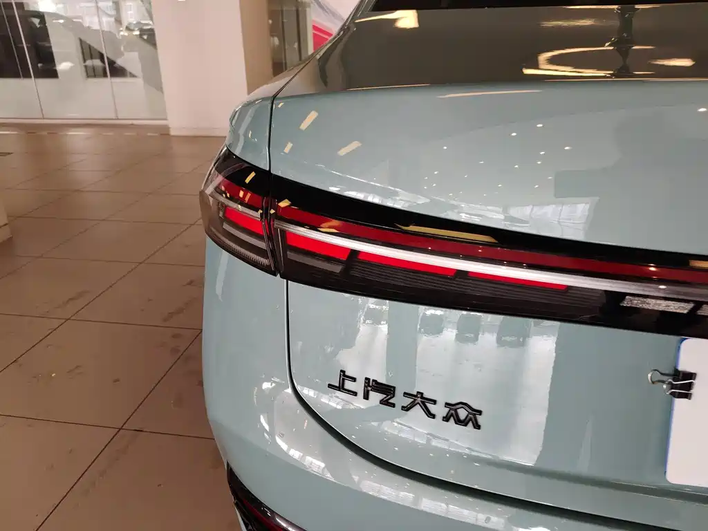 Passat 2025 Pro 380TSI Starry Dragon Honor Edition