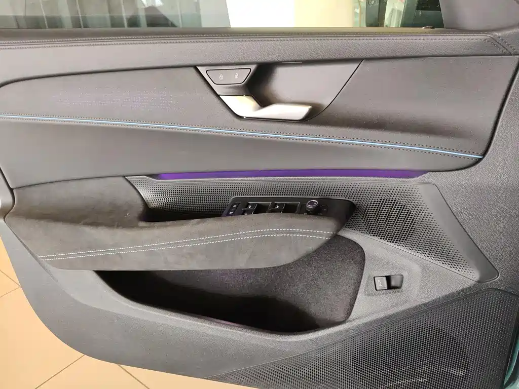 Passat 2025 Pro 380TSI Starry Dragon Honor Edition